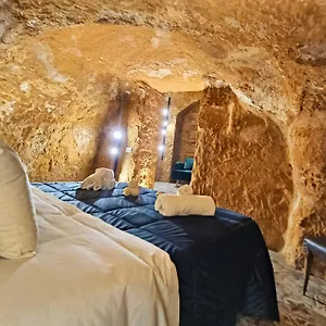 https://apt-historic-center.sicilyhotelsitaly.net