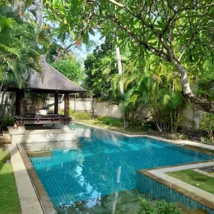 the-royal-beach-seminyak.hotelsseminyak.net/