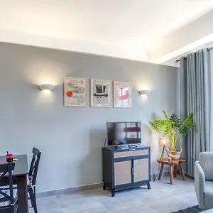 Apartment L12 Port Window 1bedroom Wifi 5mins & Nice's Cap
