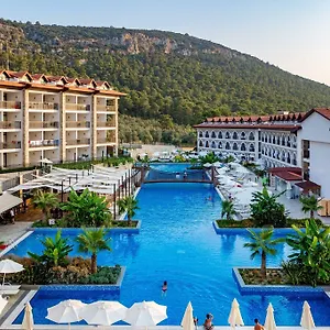 Ramada By Wyndham Akbuk Akbük