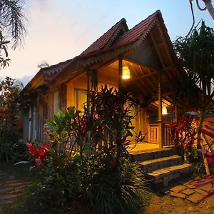 **** Resort Suarti Boutique Village Indonesia